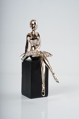 8'' Sitting Ballerina Too - Loi