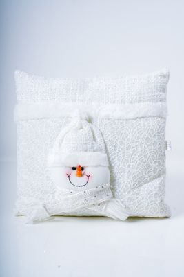 12" Snowman Cushion White Series