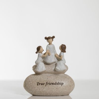 6" True Friendship - Pebble Collection