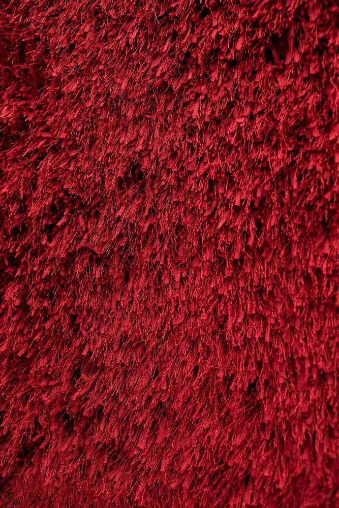 Cherry Red Shaggy Rug - 5' x 7'