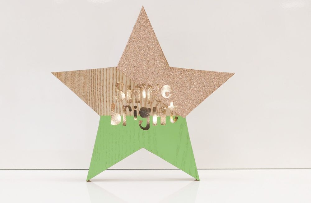 12" Shine Bright Star Light Box - Battery Operated