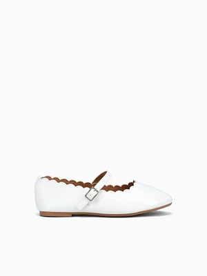 Wavy White Smooth