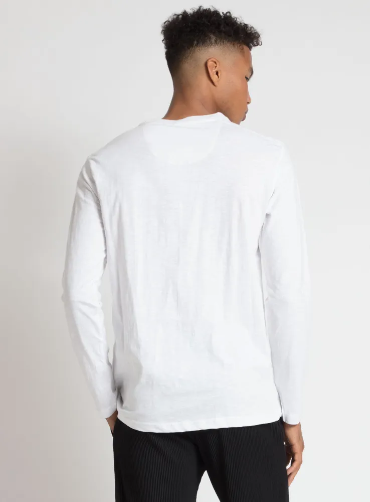 TYLE | PRINTED LONG SLEEVE CREWNECK T-SHIRT