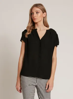 ZELA | Cap sleeve button front blouse