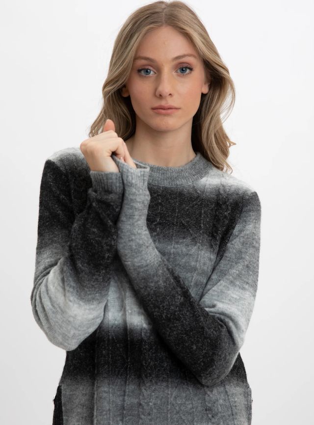 MYRIAM |Round neck ombre cable knit sweater