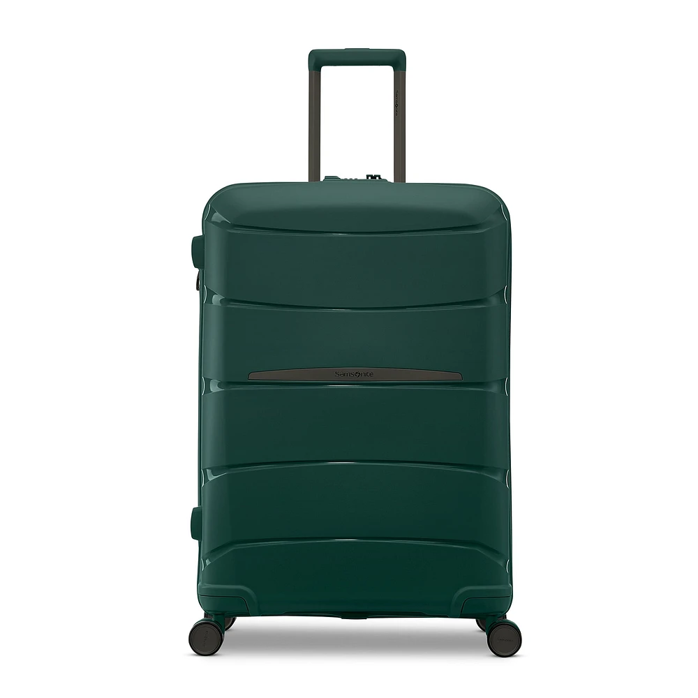 Outline Pro Hardside 27" Luggage