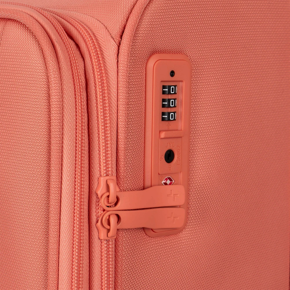 Verona Softside 31" Luggage
