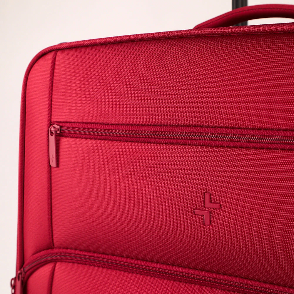 Verona Softside 31" Luggage