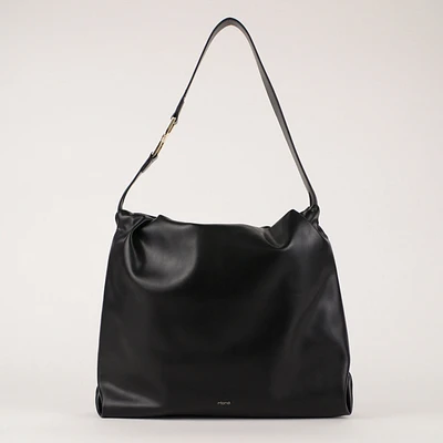 Riona Donna Hobo