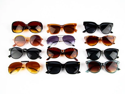 Simon Chang Ladies sunglasses - In Store Only