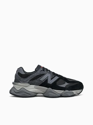 9060 Black Suede