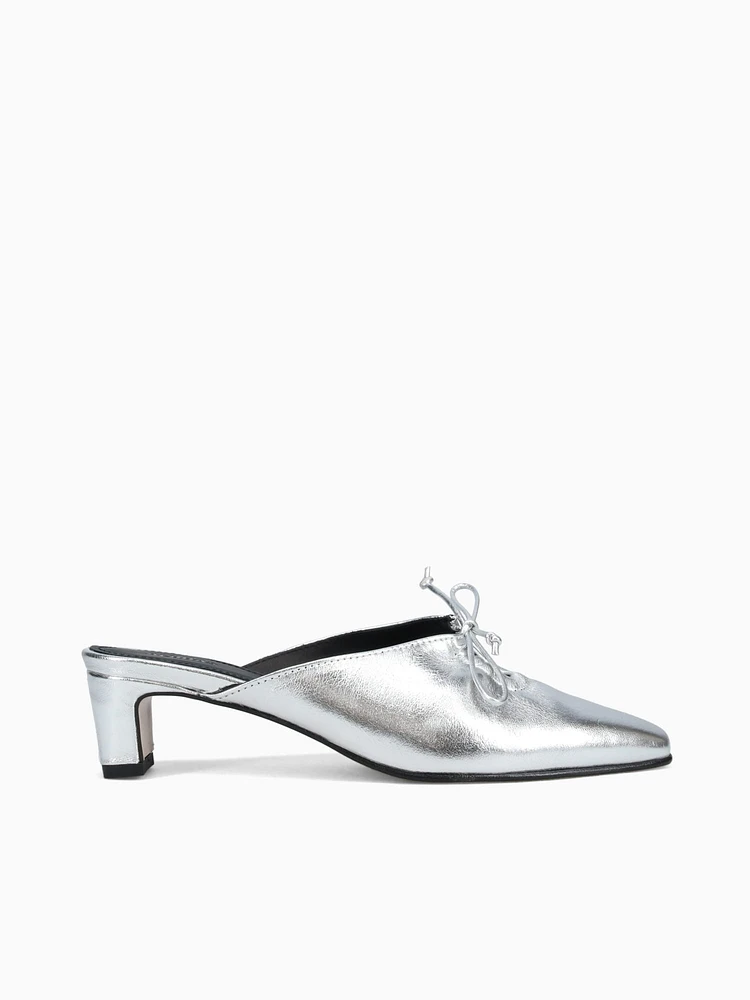 Amar Silver Leather