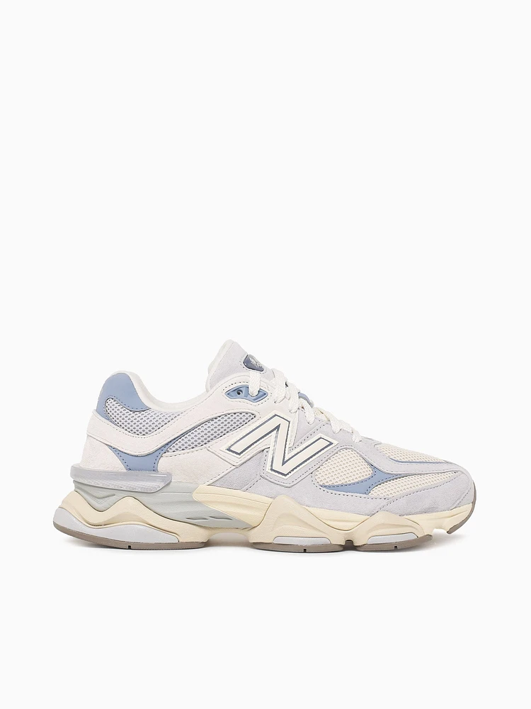 9060 Perl Grey Blue suede