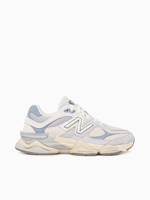 9060 Perl Grey Blue suede