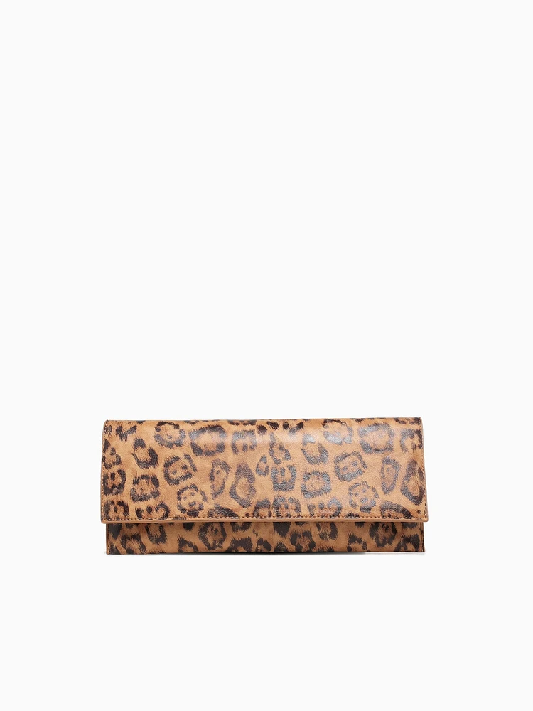 Adelle Clutch Leopard