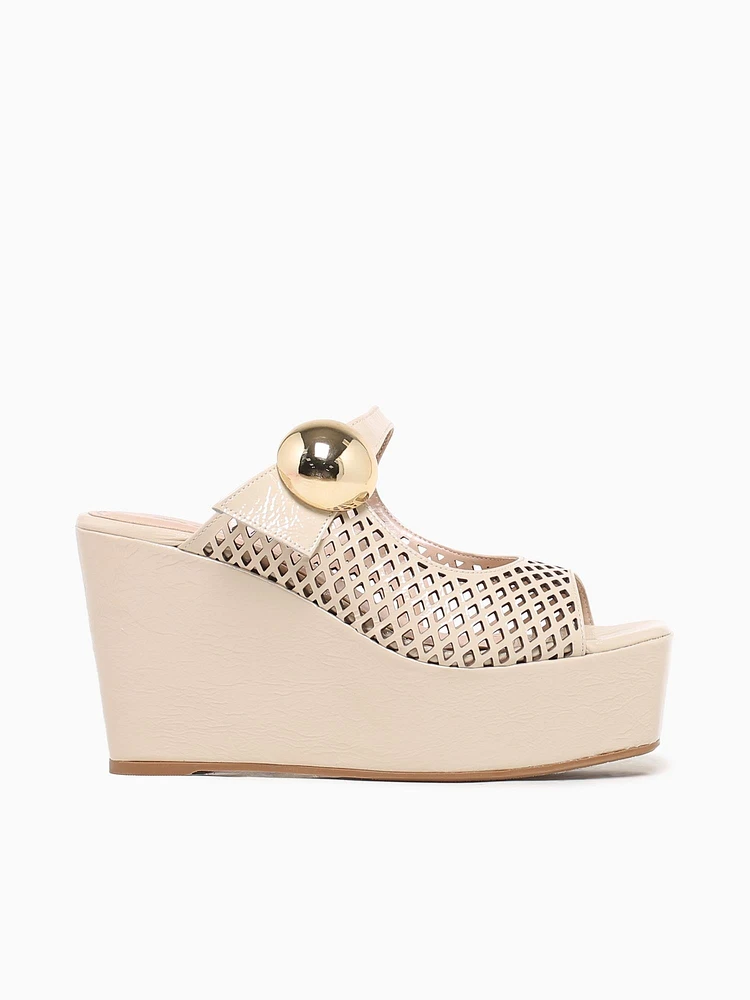 Sienna Off White Crinkle Patent