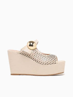 Sienna Off White Crinkle Patent