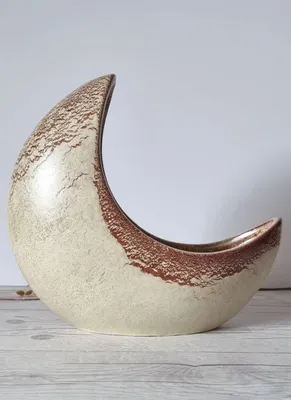 Bertoncello Screziato Havana Cream and Sienna Glaze, Modernist Crescent Moon Planter Vase, 60s-80s