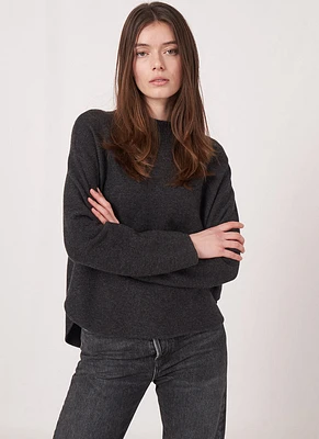 Long-Sleeve Shirttail Wool Cashmere Sweater