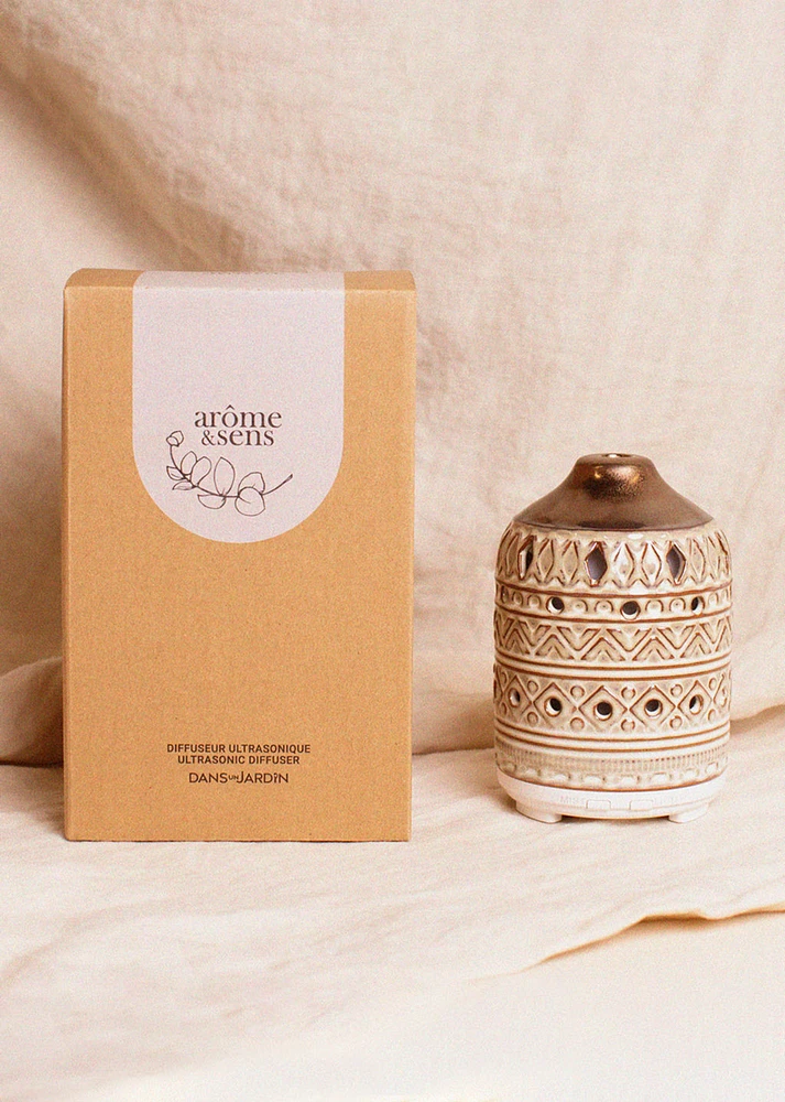 Ceramic diffuser, mandala pattern