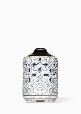 Ceramic diffuser, chrysanthemum pattern