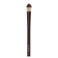 Nº 8 Large Concealer Brush