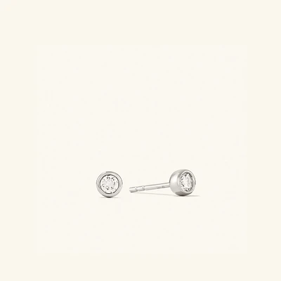 Round Diamond Studs