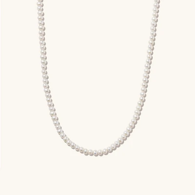 Essential Pearl Necklace