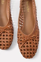 Flagstaff Woven Flat