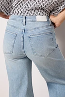 Izzy Crop