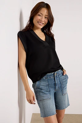 Eva Sleek V Neck Top