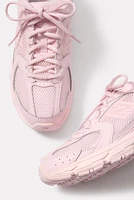 530 Sneaker