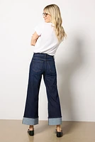 Meg w Cuff