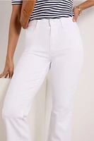 Courtney w Raw Hem