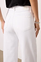 Anessa w Raw Hem