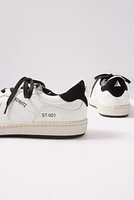 ST-001 Sneaker