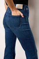Lilah w Welt Pocket
