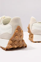 327 Sneaker