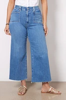 Anessa with Set Pockets