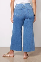 Anessa with Set Pockets