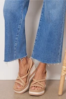 Anessa with Set Pockets