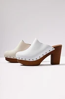 Go All Out Clog