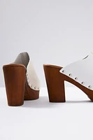 Go All Out Clog