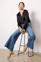 Goldie w Exaggerated Hem