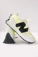 327 Sneaker