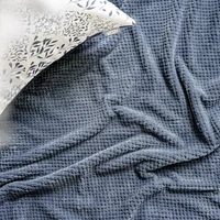 Jeté Kozy texturé - Bleu azur