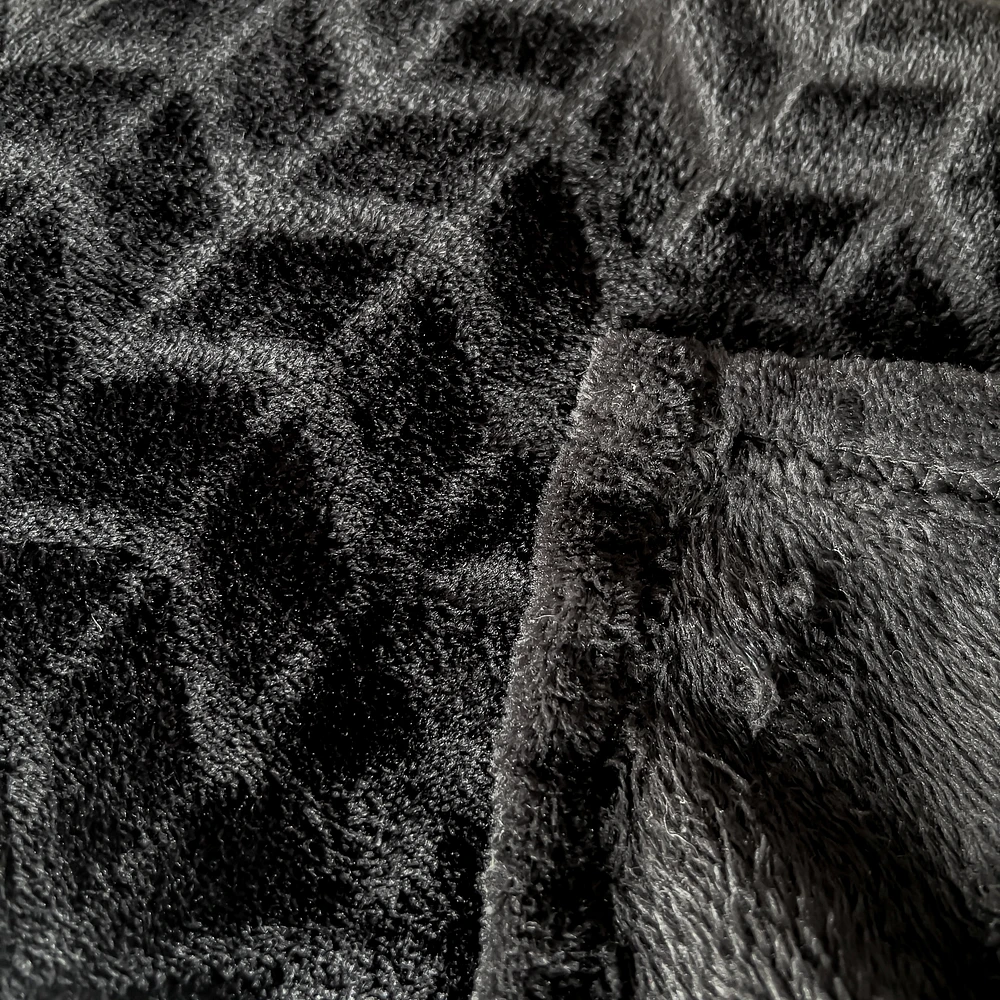 Plush throw