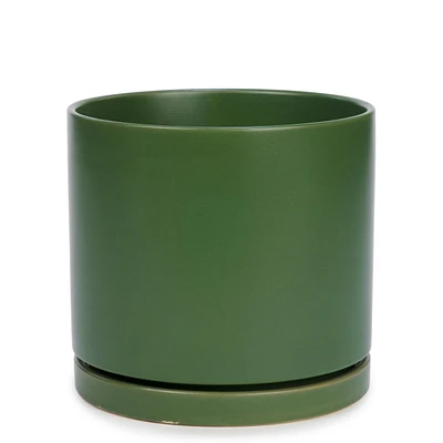 Green planter with plate