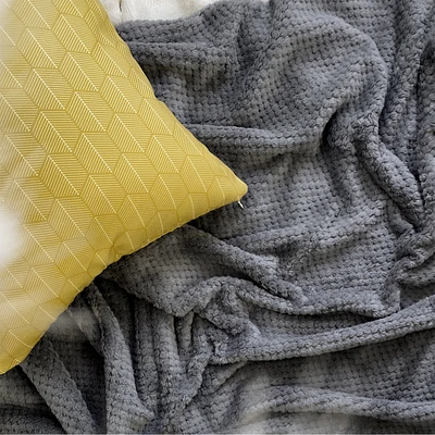 Kozy Textured throw