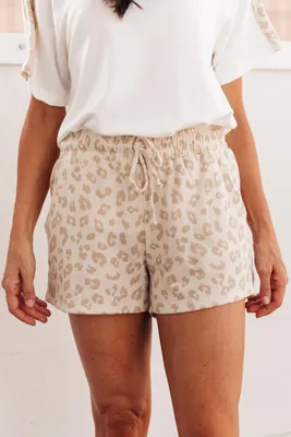 Wild Spots Shorts Taupe